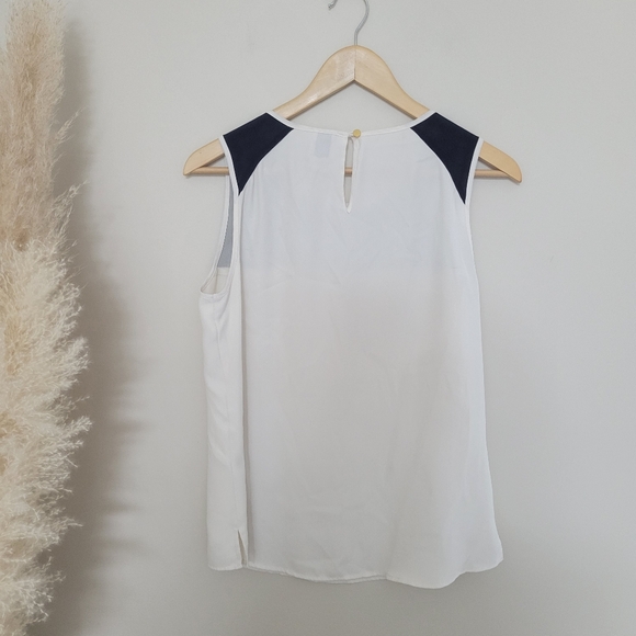 Anne Klein || Nautical Flair Sleeveless Top size small - Picture 4 of 4